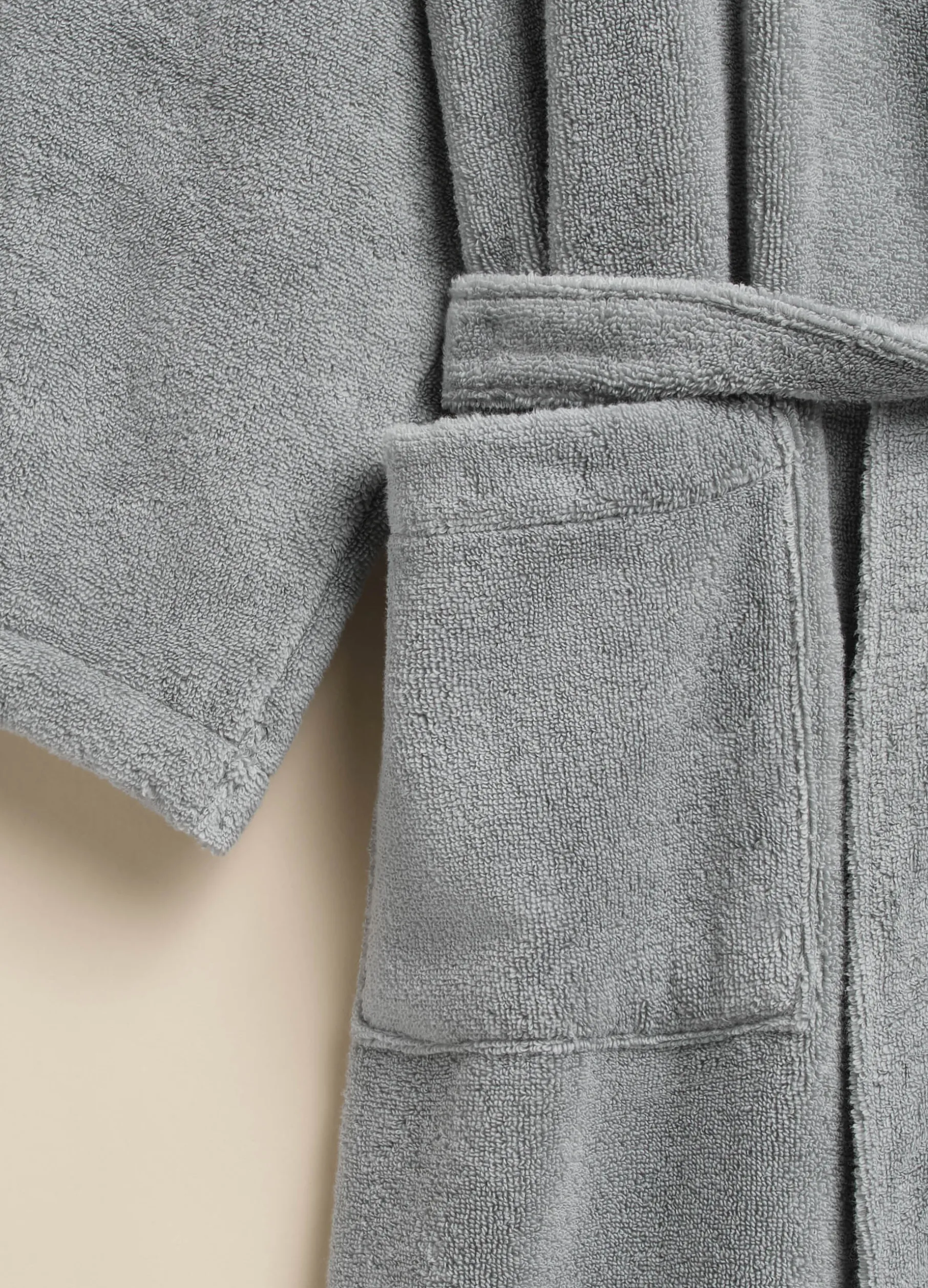 Accappatoio con cappuccio in puro cotone Made in Portogallo