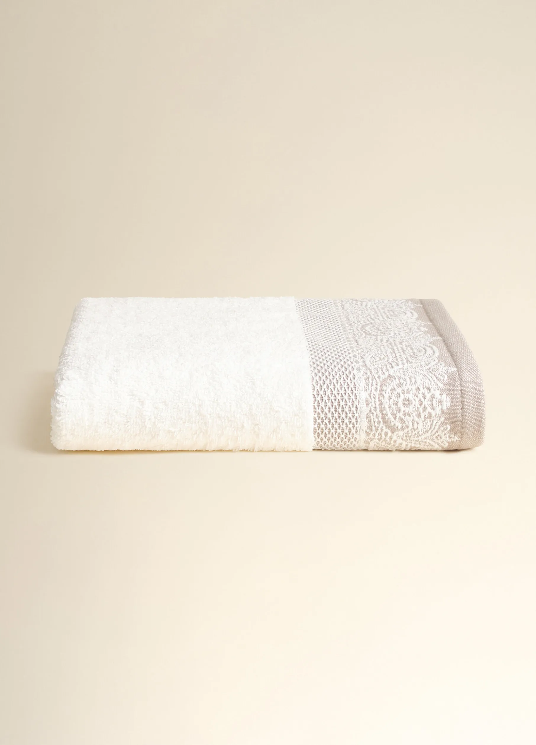 Asciugamano con ricamo Made in Portugal