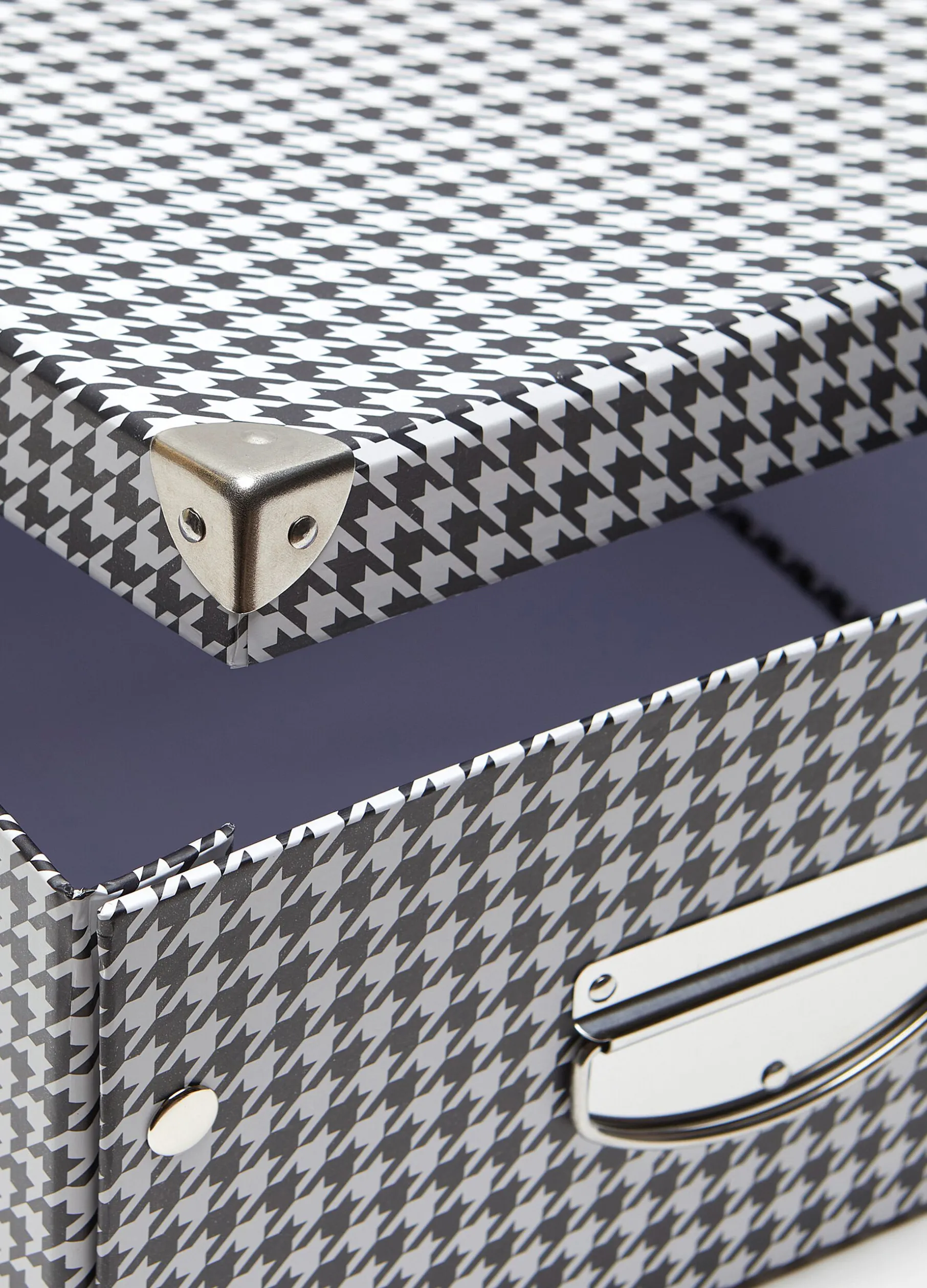 Bauletto per l'armadio con fantasia pied de poule