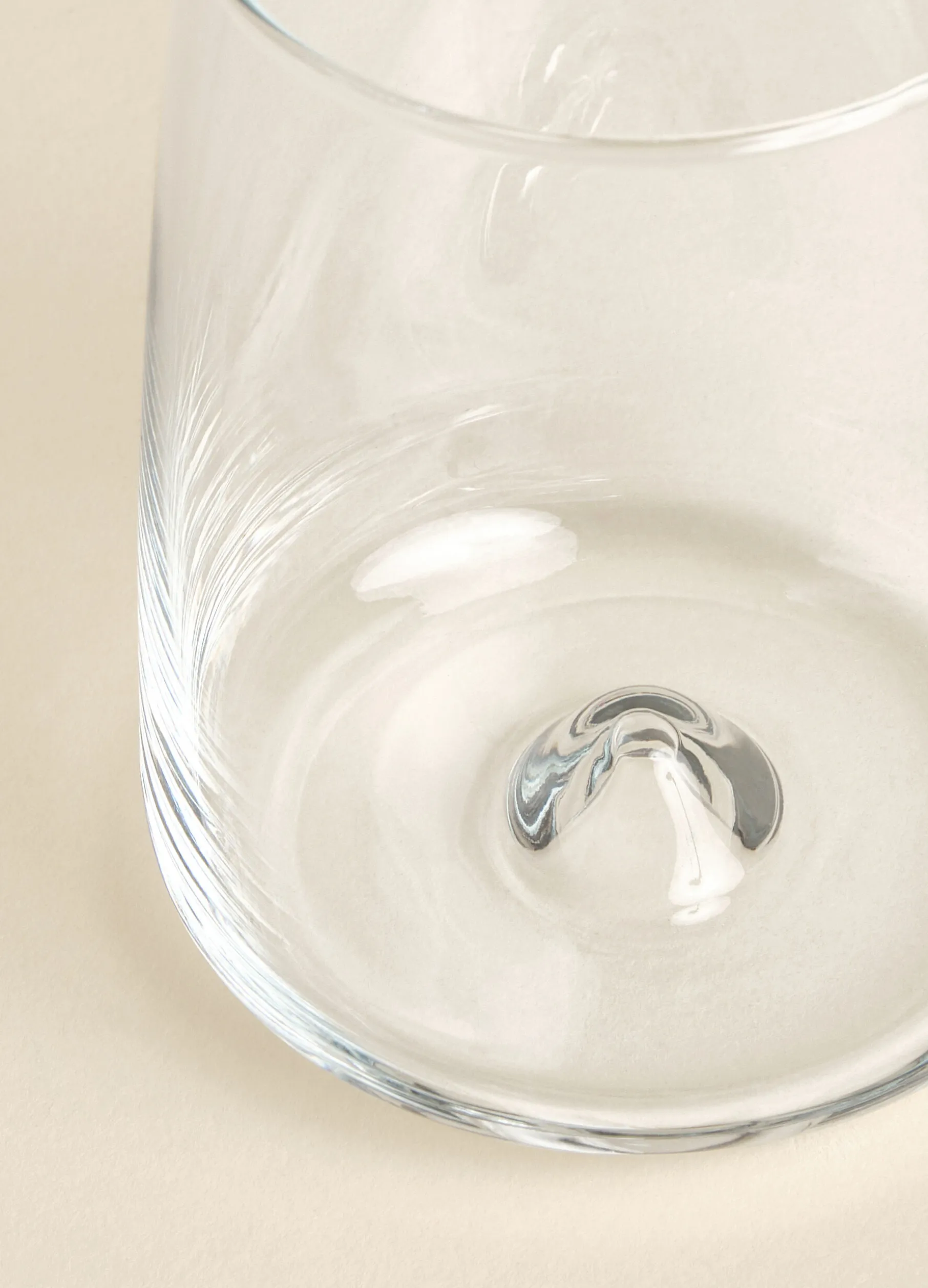 Bicchiere in vetro per acqua