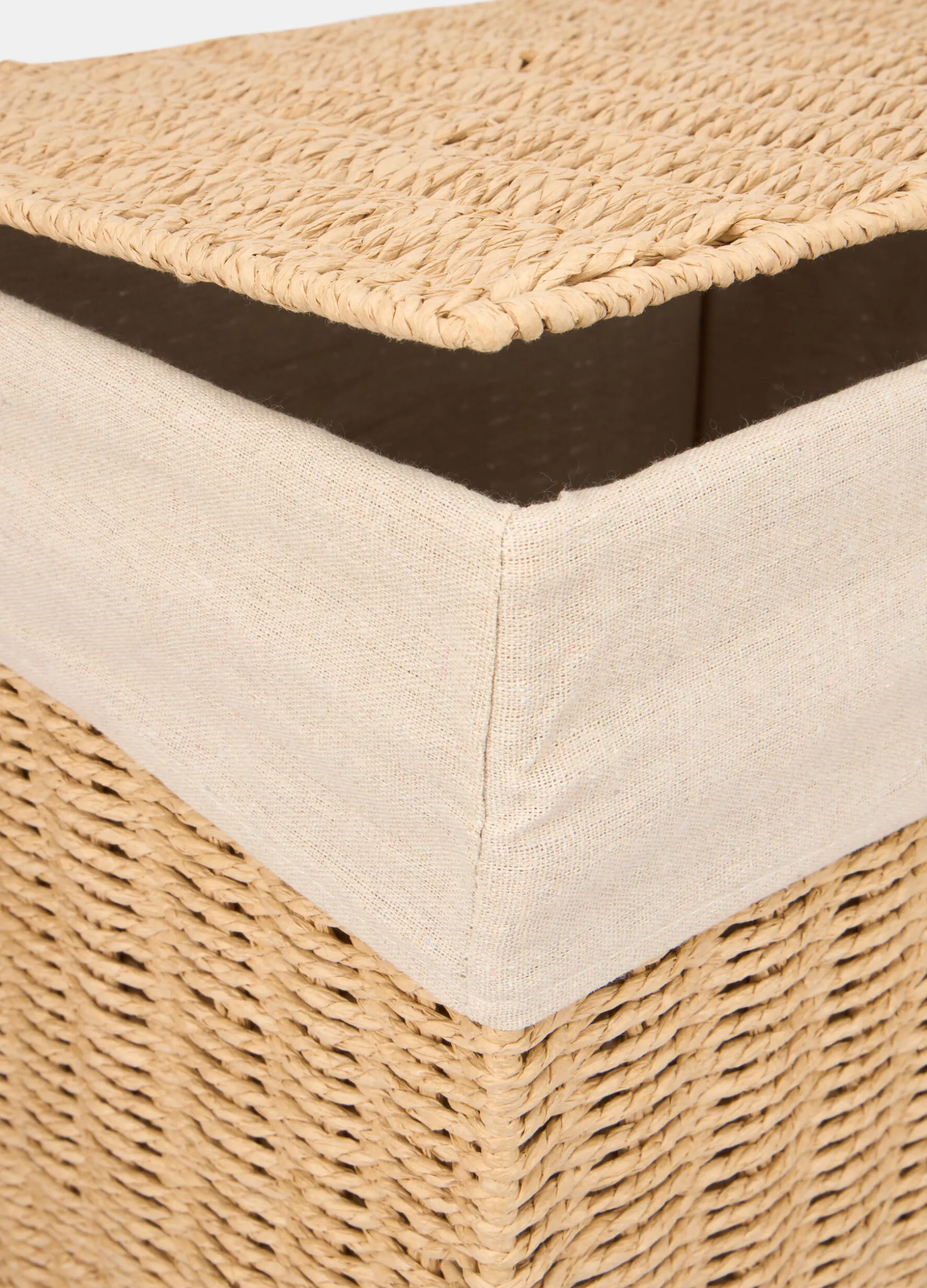 Cesto portabiancheria intrecciato con coperchio