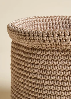 Cesto portaoggetti in tessuto intrecciato