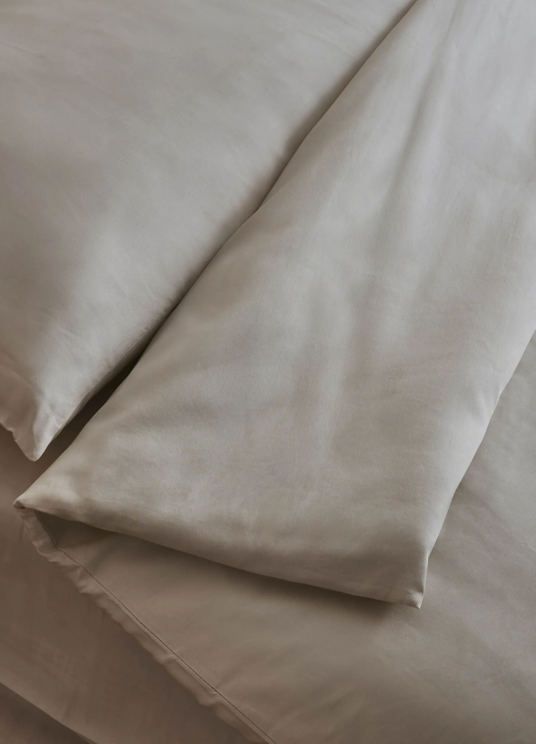 Copripiumino a 2 piazze in raso di puro cotone tc224