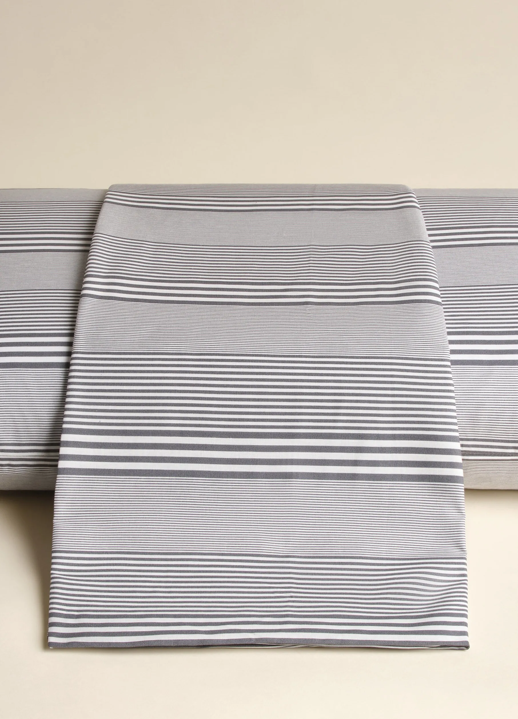 Lenzuolo a 2 piazze in cotone a righe irregolari