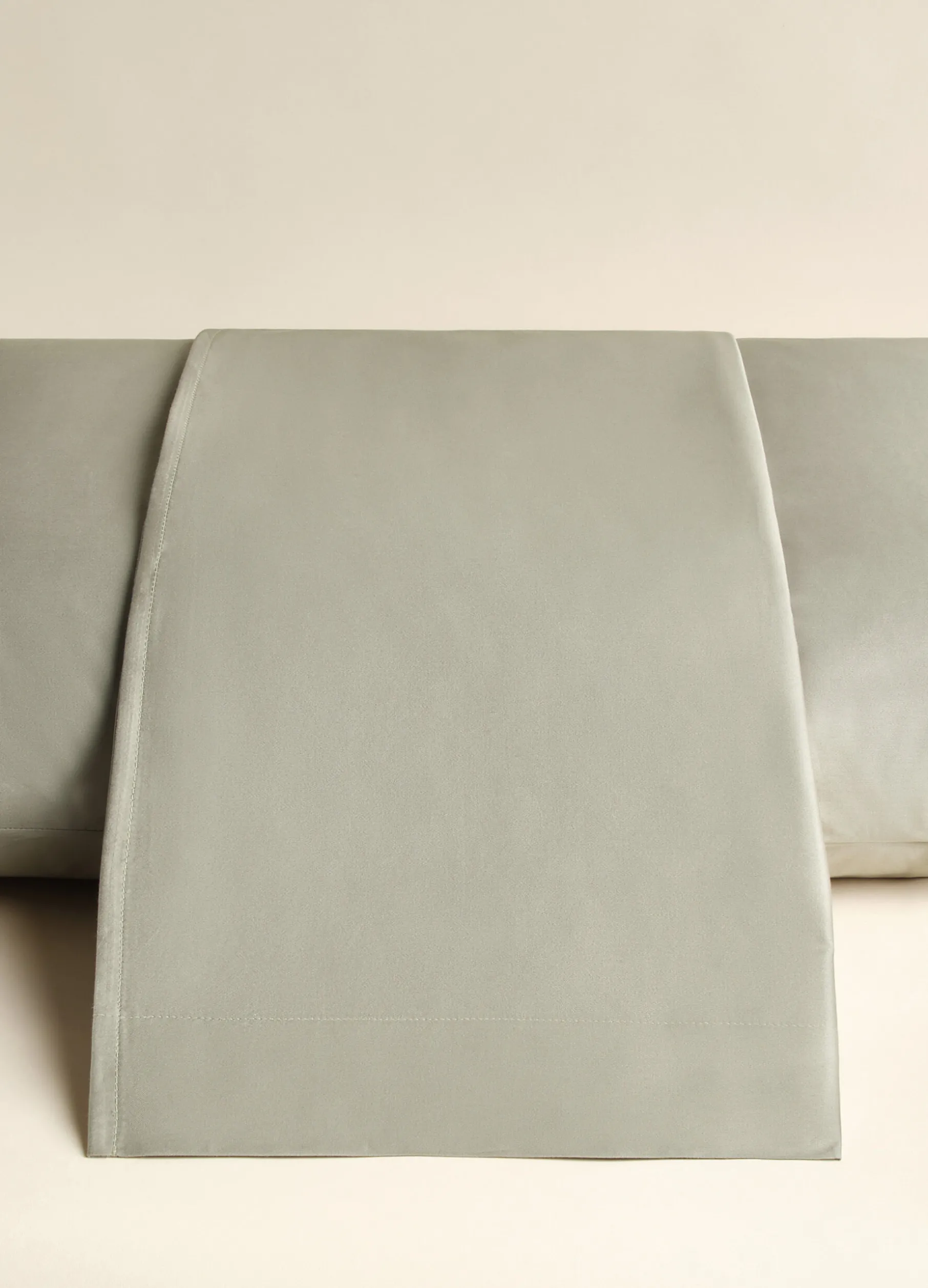 Lenzuolo a 2 piazze in raso di puro cotone