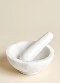 Mortaio e pestello in marmo