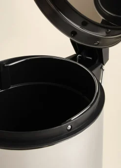 Pattumiera rotonda in acciaio