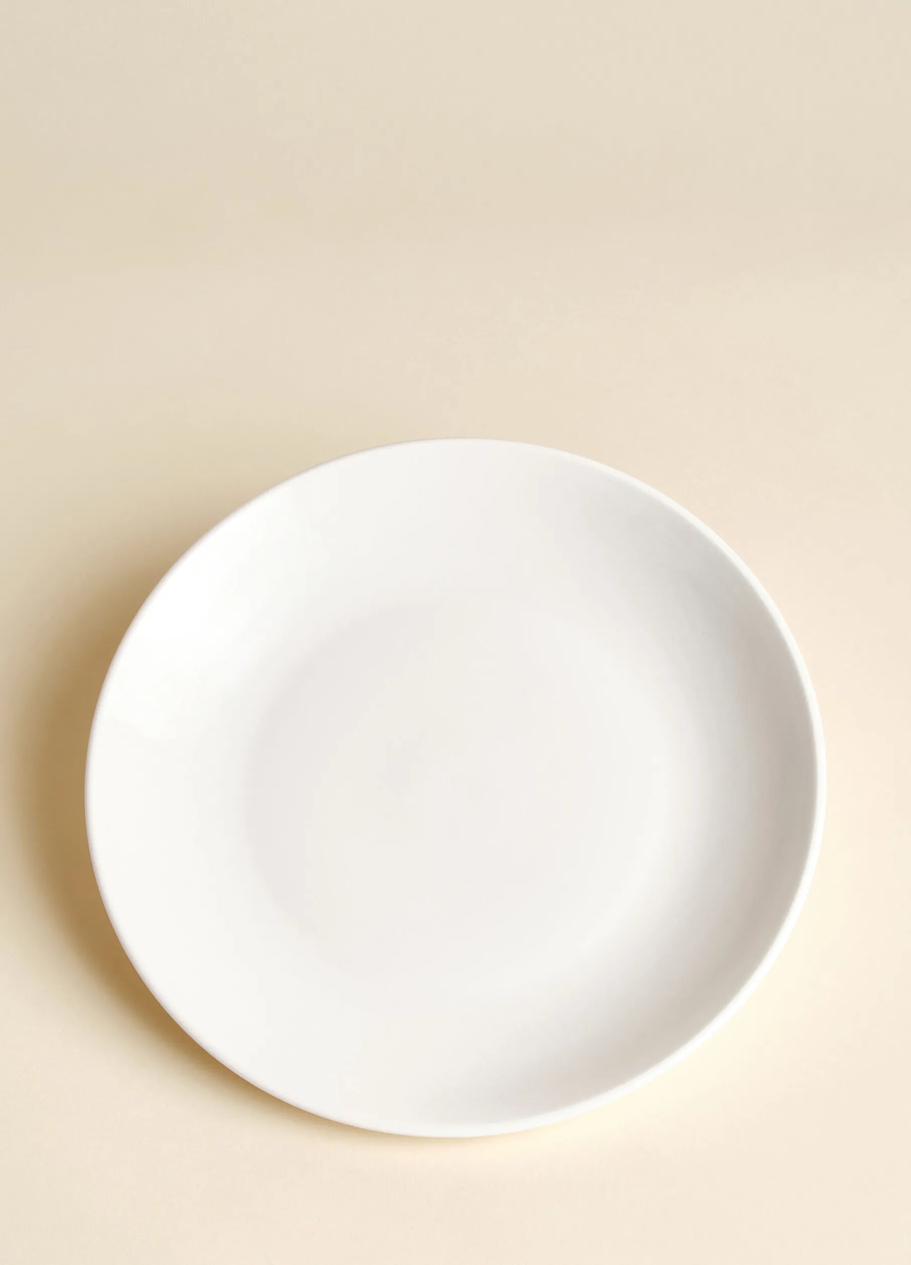 Piatto piano in porcellana