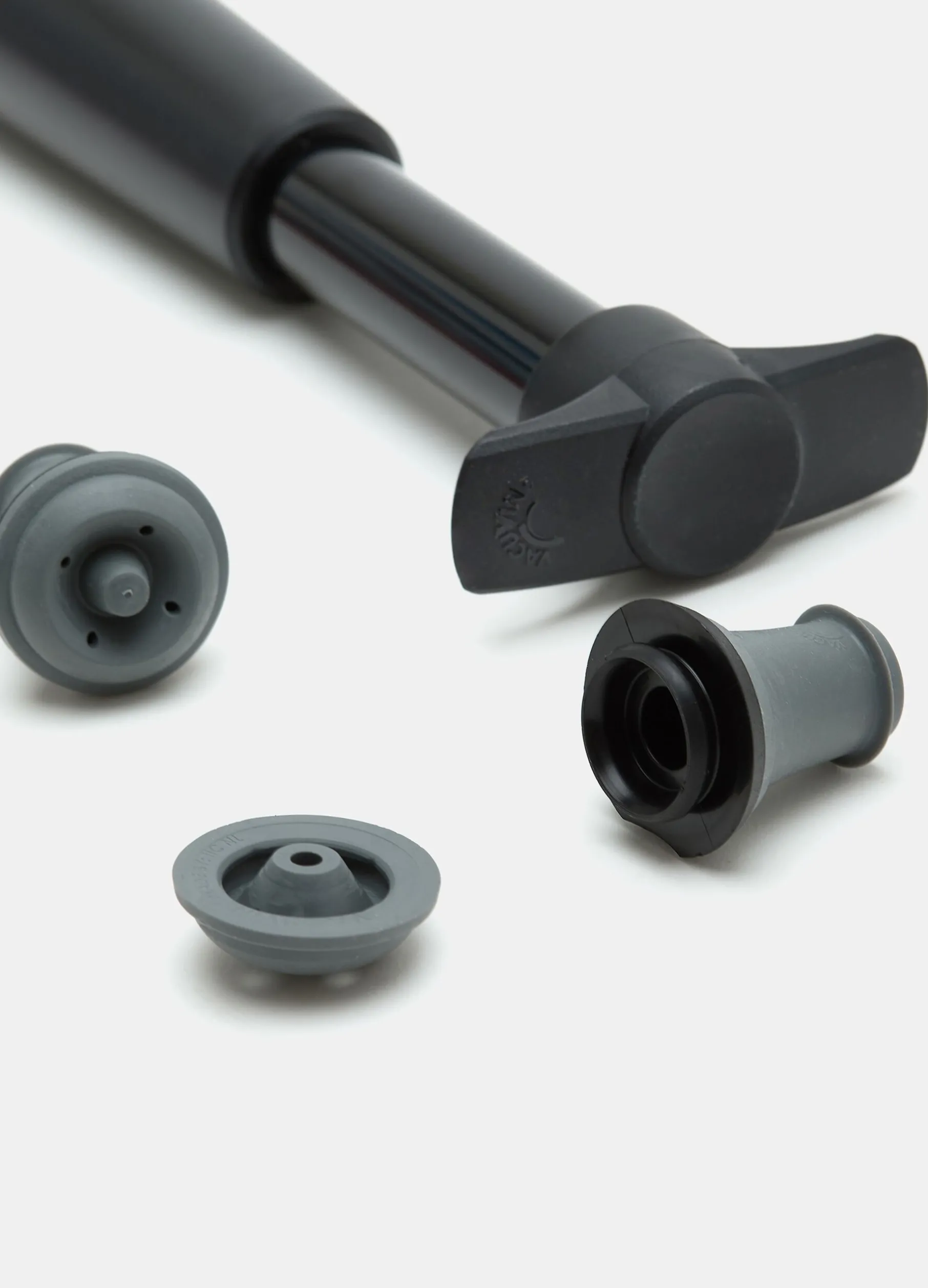 Pompa salvagusto per vino