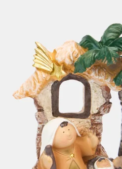 Presepe in resina dipinta