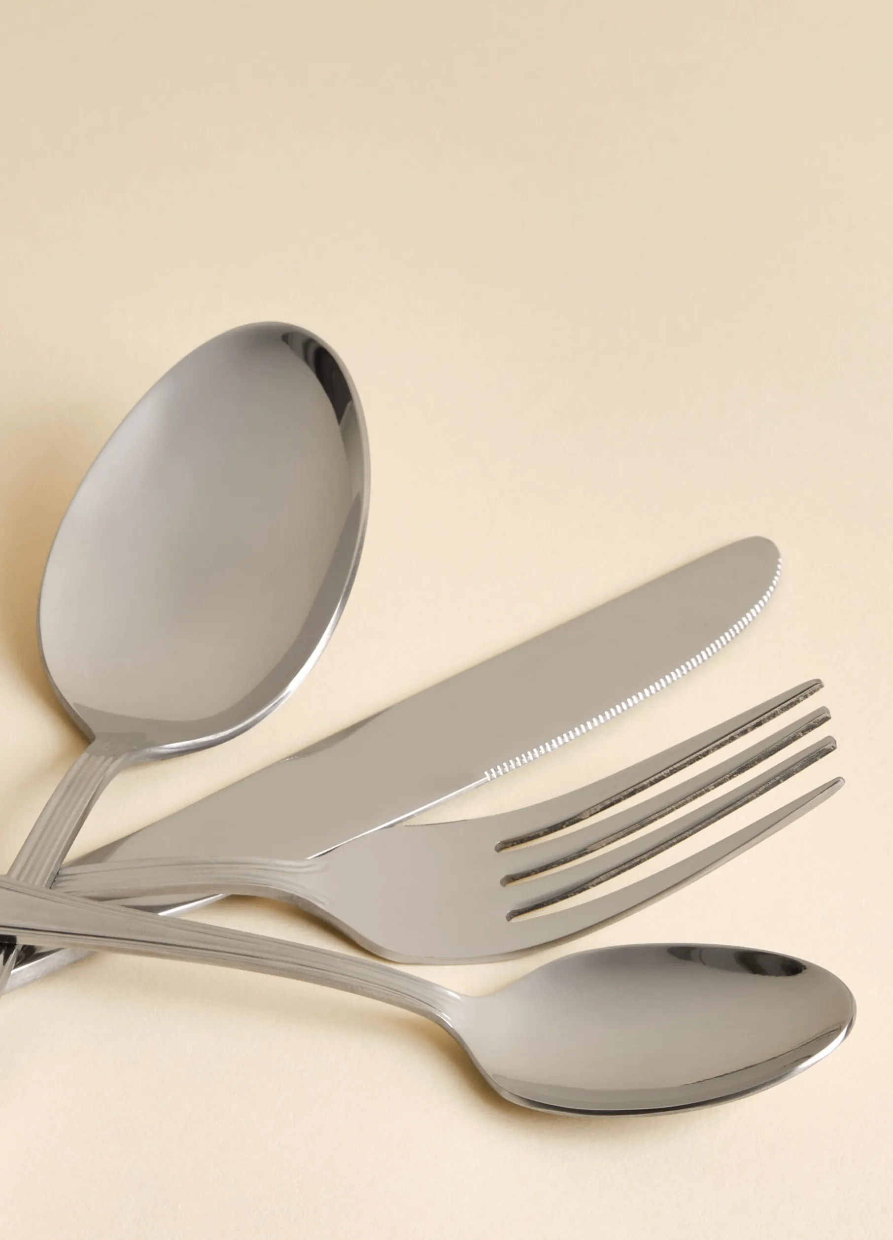 Set posate da 16 stile classico