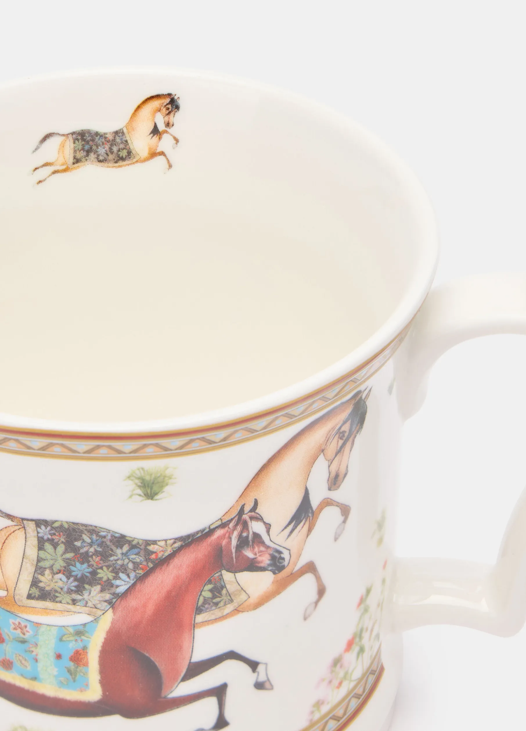 Tazzone con stampa cavalli