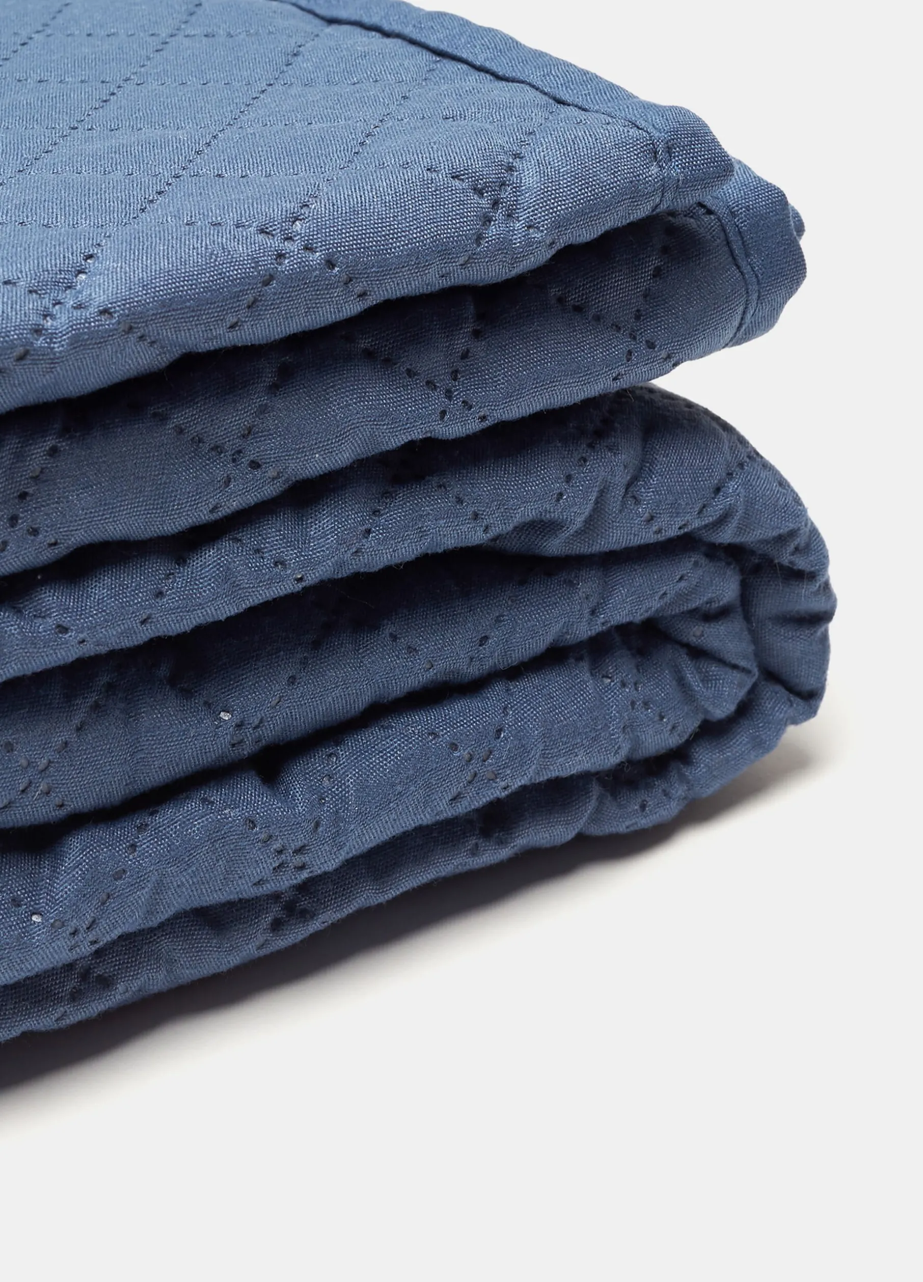 Trapunta matrimoniale tinta unita